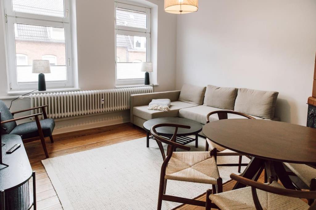 Zentral Und Frisch Eingerichtet: 2 Zi. 24H Checkin Apartment Kiel Exterior photo