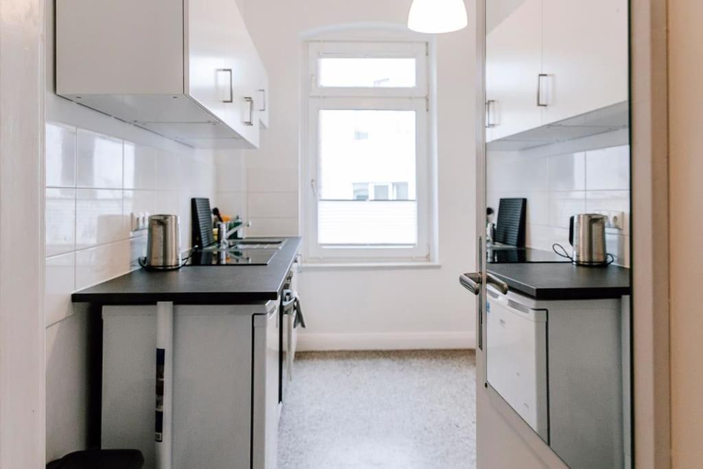 Zentral Und Frisch Eingerichtet: 2 Zi. 24H Checkin Apartment Kiel Exterior photo